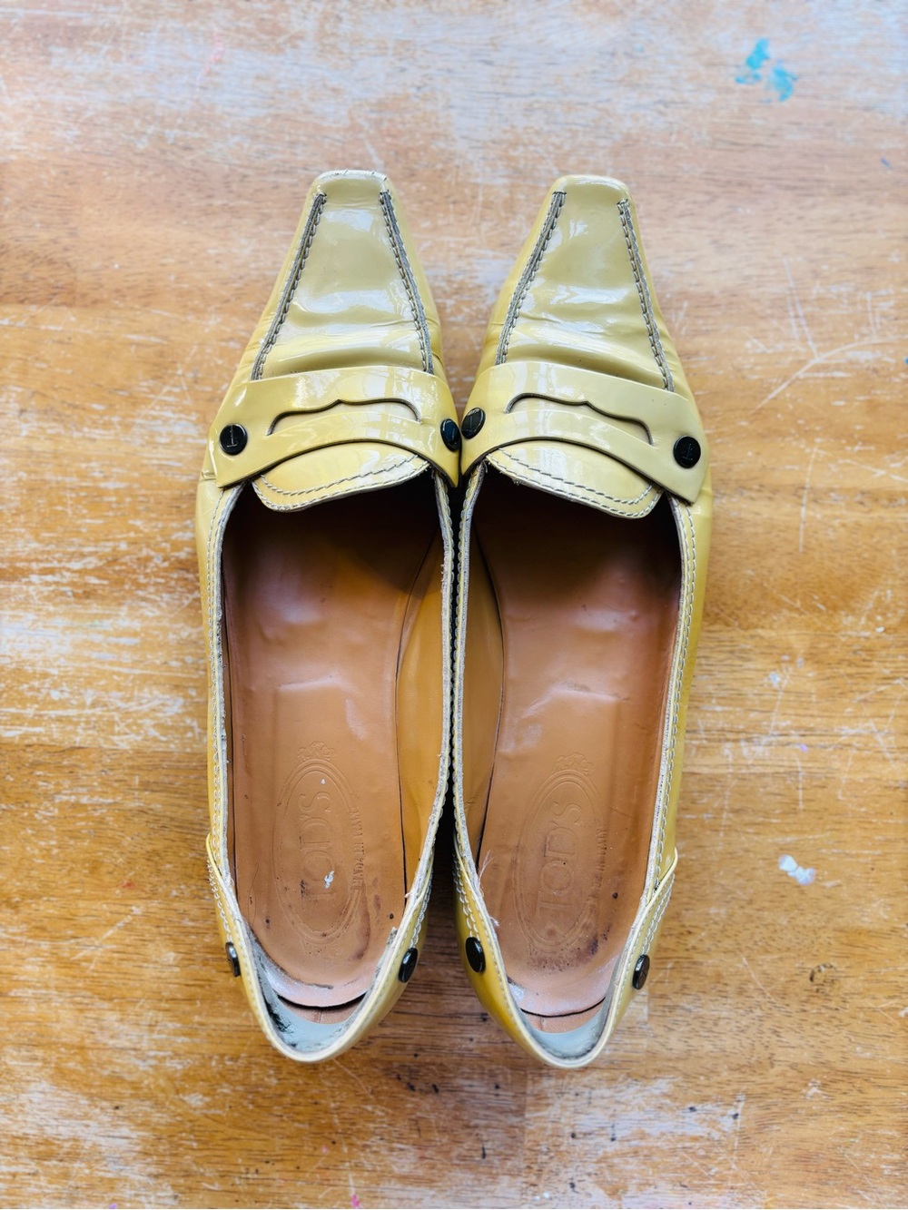Tod's Yellow Patent Leather Pointed Toe Loafers women’s size 10.